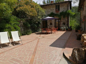 Stunning 2 bed cottage in the Lucca countryside